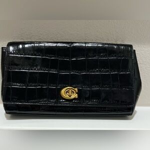 COACH Alexa Turlock clutch